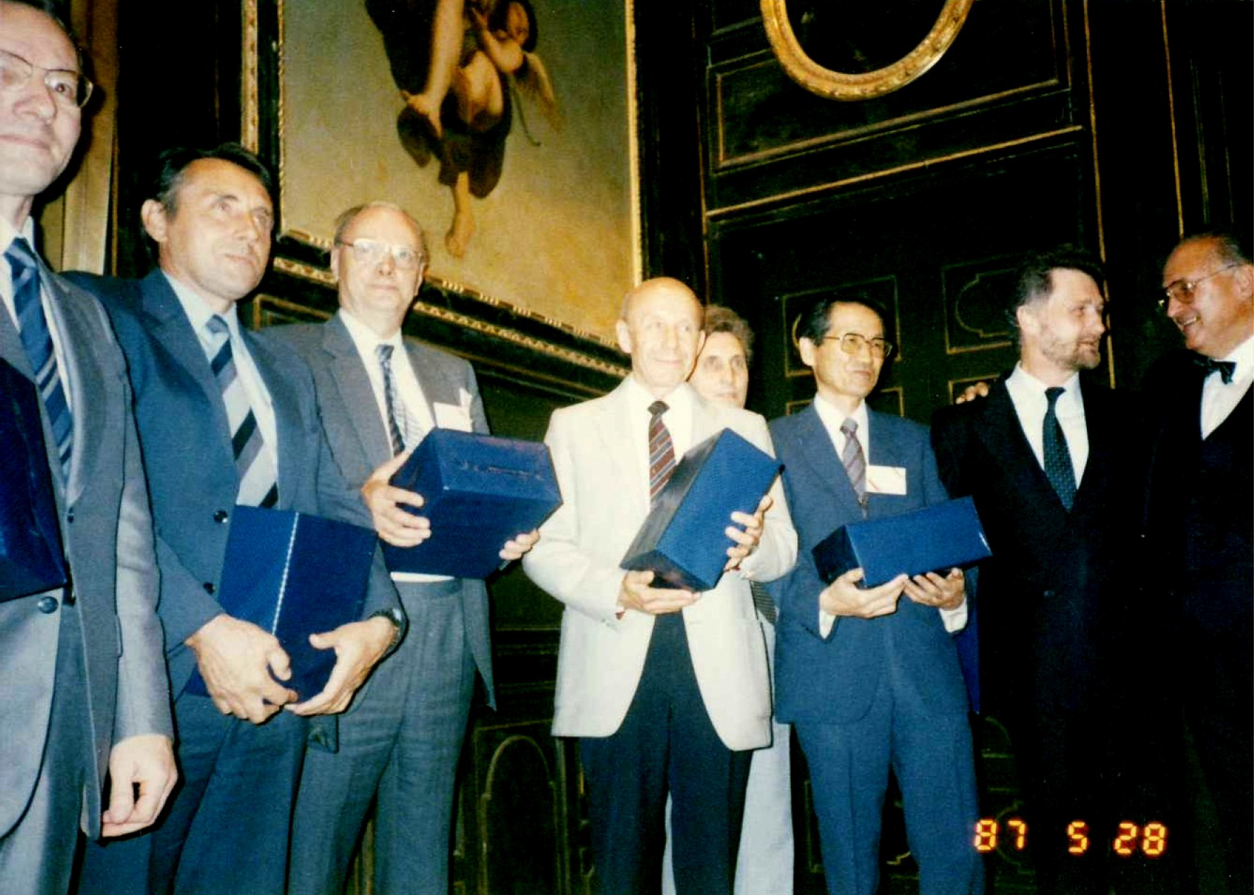 6th IHPC Grenoble, France 1987